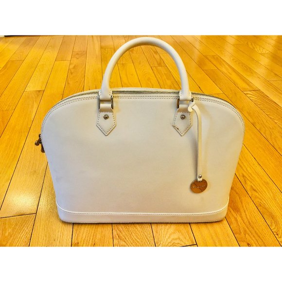 SOLD! - Creamy Pulicati Handbag Italian Leather - Picture 2 of 4